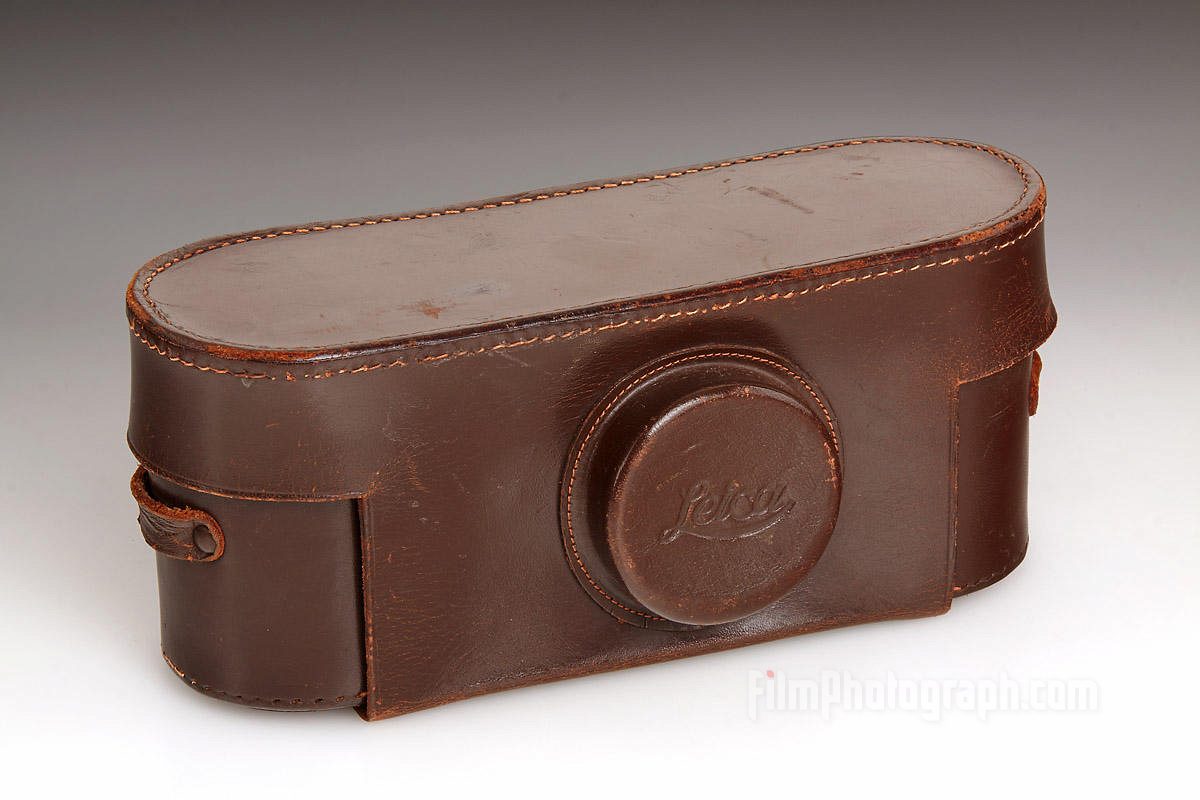 Leica 250GG Reporter camera 1941 case