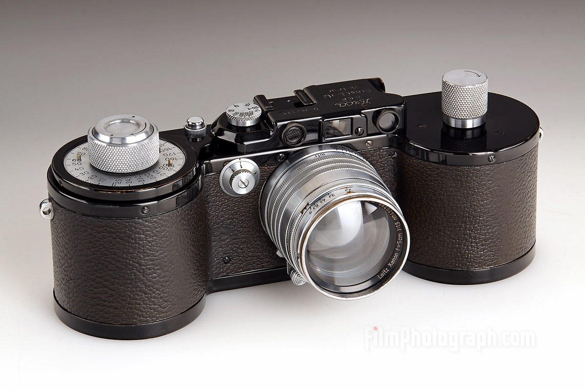 Leica 250GG Reporter camera 1941 front