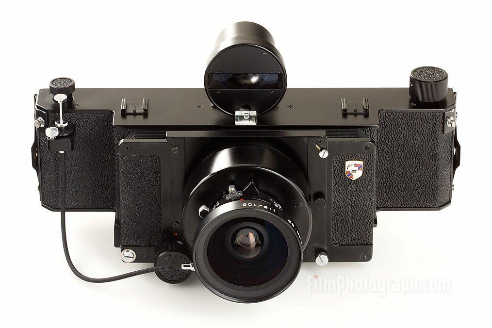 Tomiyama Art Panorama 240 film camera front 1978