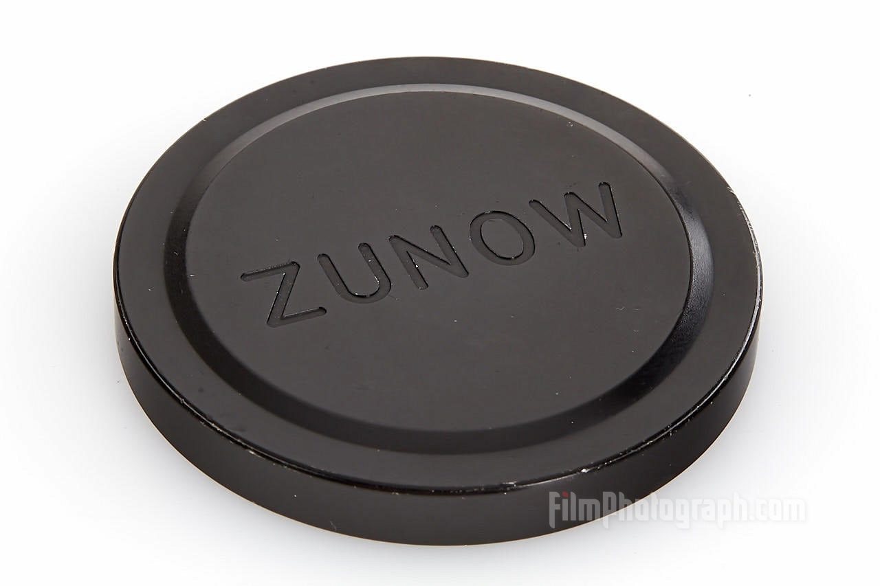 Zunow 2/10cm M39 LTM lens, 1959 cap