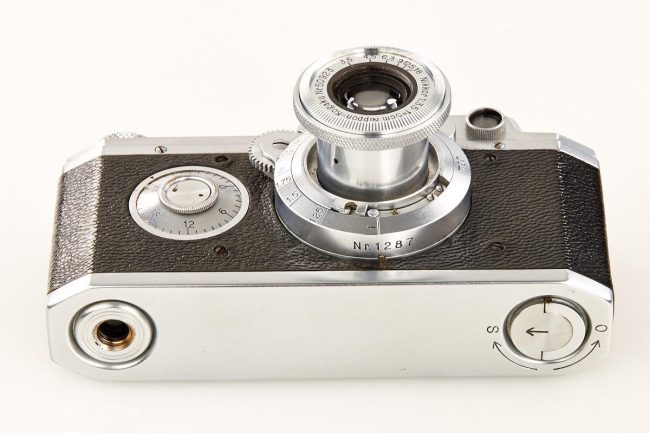 Canon Hansa, 1940 bottom profile