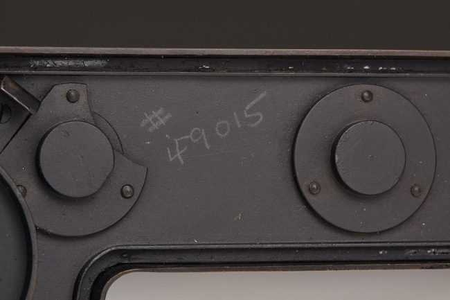 Leica 250GG Reporter 1941 baseplate