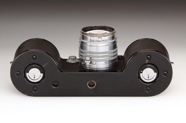 Leica 250GG Reporter camera 1941 bottom