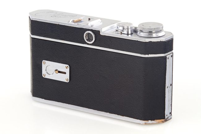 Olympus Standard Prototype 127 film, 1937 back profile