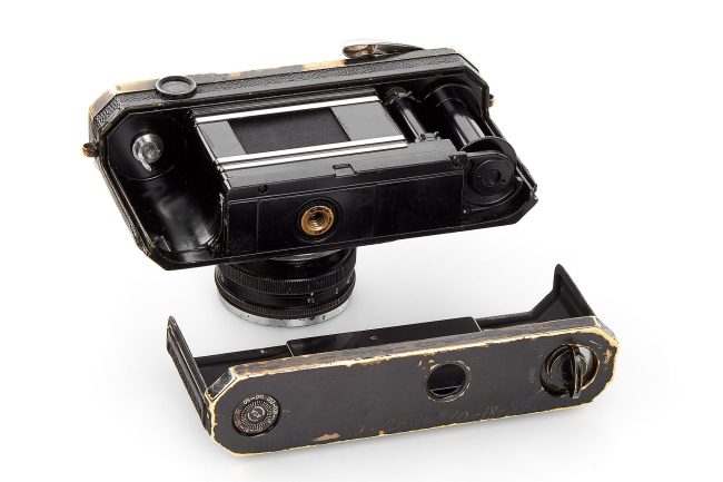 Nikon S2 black paint 1956 detached back