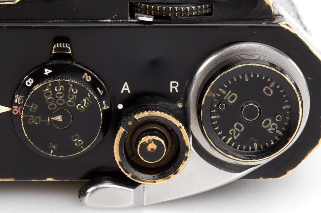 Nikon S2 black paint 1956 crank view