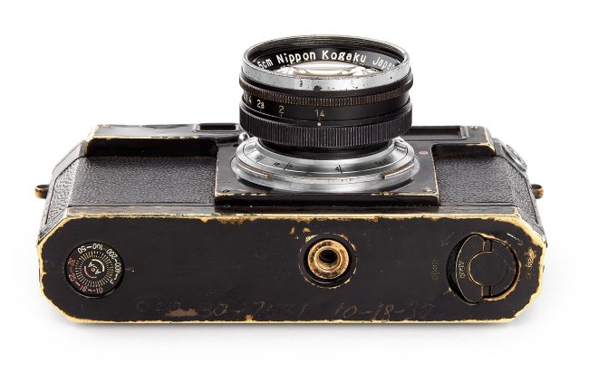 Nikon S2 black paint 1956 bottom