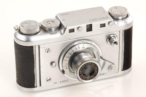 Ducati Sogno rangefinder film camera, 1950