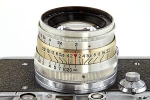 KMZ “Zorki-Zorki” 1951 bilingual Zorki Зоркий engraving lens top