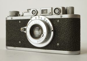 FED 1f 1949 front view with collapsed lens