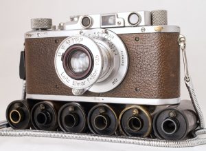 Leica ll 35mm rangefinder film camera made in 1935 with Elmar 3,5/50 lens