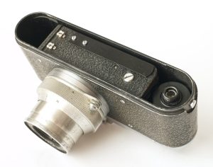 Zorki 1c 35mm rangefinder film camera made by KMZ in 1953 open bottom