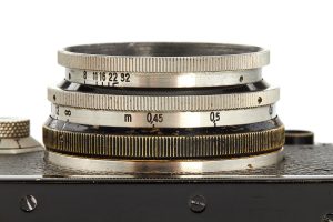 Leica III Tessar 8/28mm 1933 lens side view