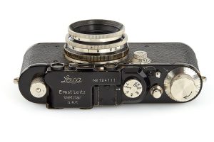 Leica III Tessar 8/28mm 1933 top view