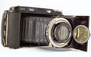 Voigtländer Bessa medium format film rangefinder camera made in 1938