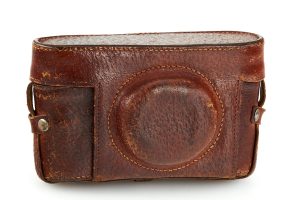 VOOMP II “Pioneer” rangefinder 35mm film camera case SN 686, 1935