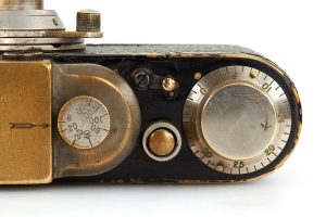 VOOMP II “Pioneer” rangefinder 35mm film camera dials detail SN 686, 1935