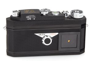 Widelux F8 24x59mm panoramic 35mm film camera back, 1991