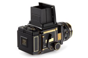 Mamiya RB67 Pro SD Gold Medium Format Film Camera SN 50261 1990 side profile
