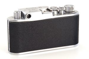 Minolta 35 I film rangefinder camera 1947 back