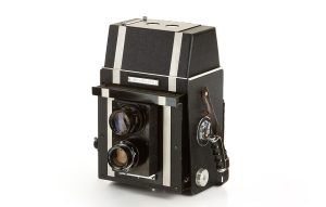 Tomiyama Art-Flex 8x10 large format TLR film camera