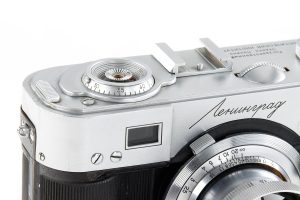 GOI Leningrad prototype 35mm film rangefinder camera 1948 front left
