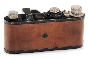 Leica I Mod. A “Calfskin” 35mm film rangefinder camera 1931 back profile