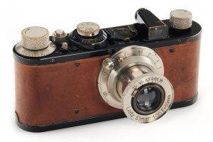 Leica I Mod. A “Calfskin” 35mm film rangefinder camera 1931
