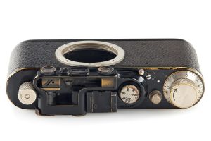 Leica II Mod. D black-nickel Cutaway 1930 top