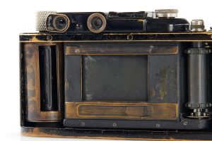 Leica II Mod. D black-nickel Cutaway 1930 back detail