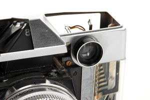 Kodak Instamatic Reflex “Cutaway”, 1968 mettering and prism